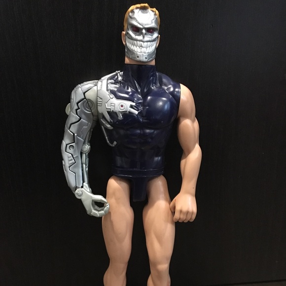 Max Steel Psycho Action Figure - Picture 1 of 2